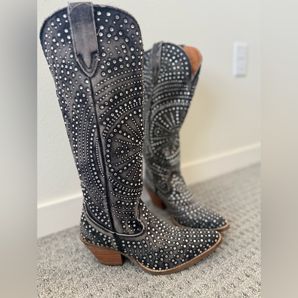 Dingo Women’s Honkytonk Honey Tall Denim Cowgirl Boots | Black | 8.5